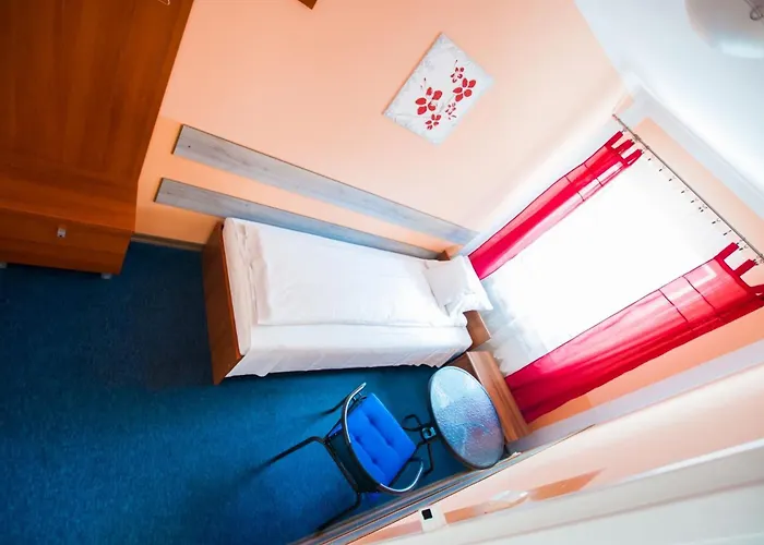 Red Carpet Hostel